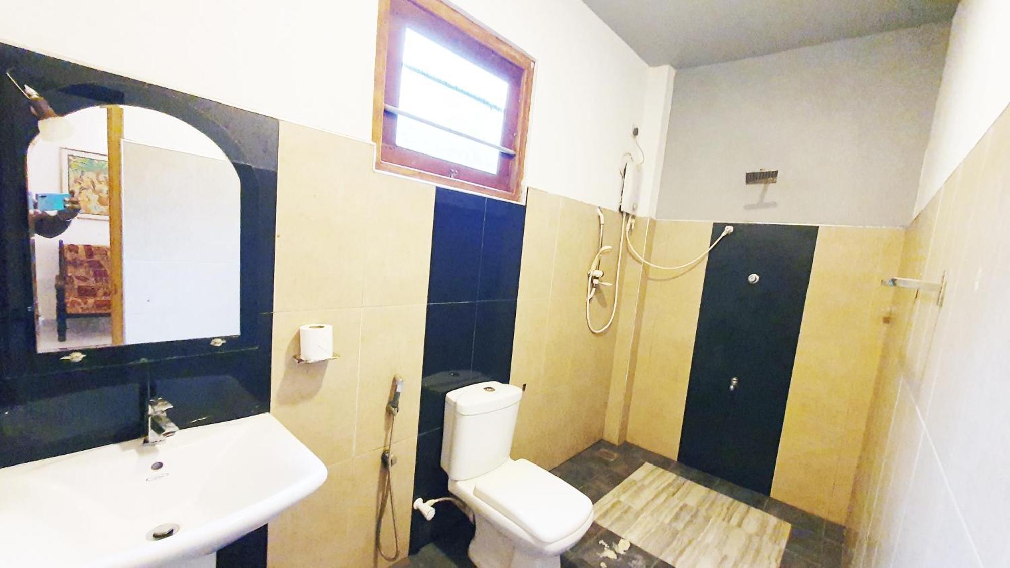 מלון מיריסה Hill House Guest מראה חיצוני תמונה